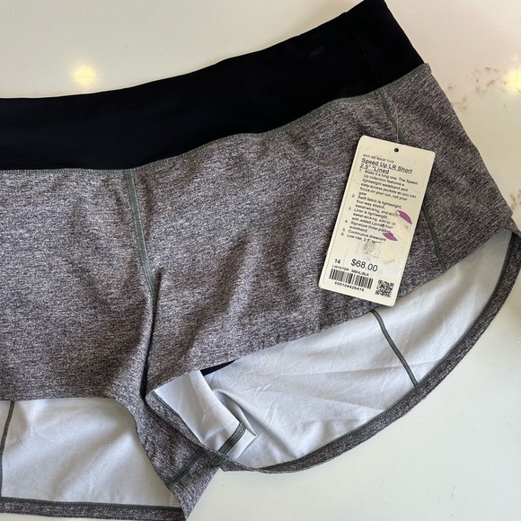 Lululemon Women's Speed Up Low-Rise Lined Shorts, size 14 NWT